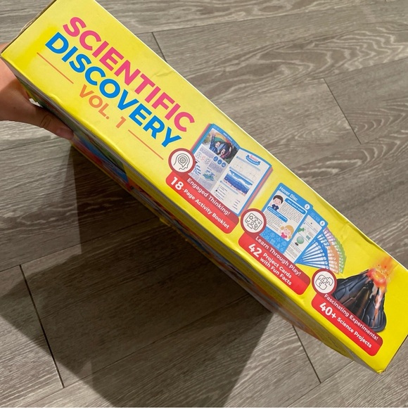 Scientific Discovery Kit - Colorful Learning Set - Picture 6 of 8